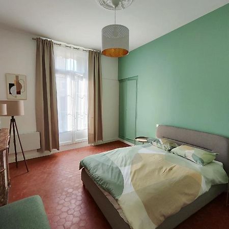 Bright And Modern 3-Bedroom Apartment, 90M2 With Air Condition, In Безье Экстерьер фото