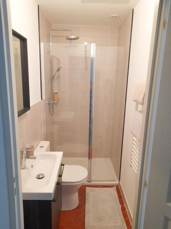 Bright And Modern 3-Bedroom Apartment, 90M2 With Air Condition, In Безье Экстерьер фото