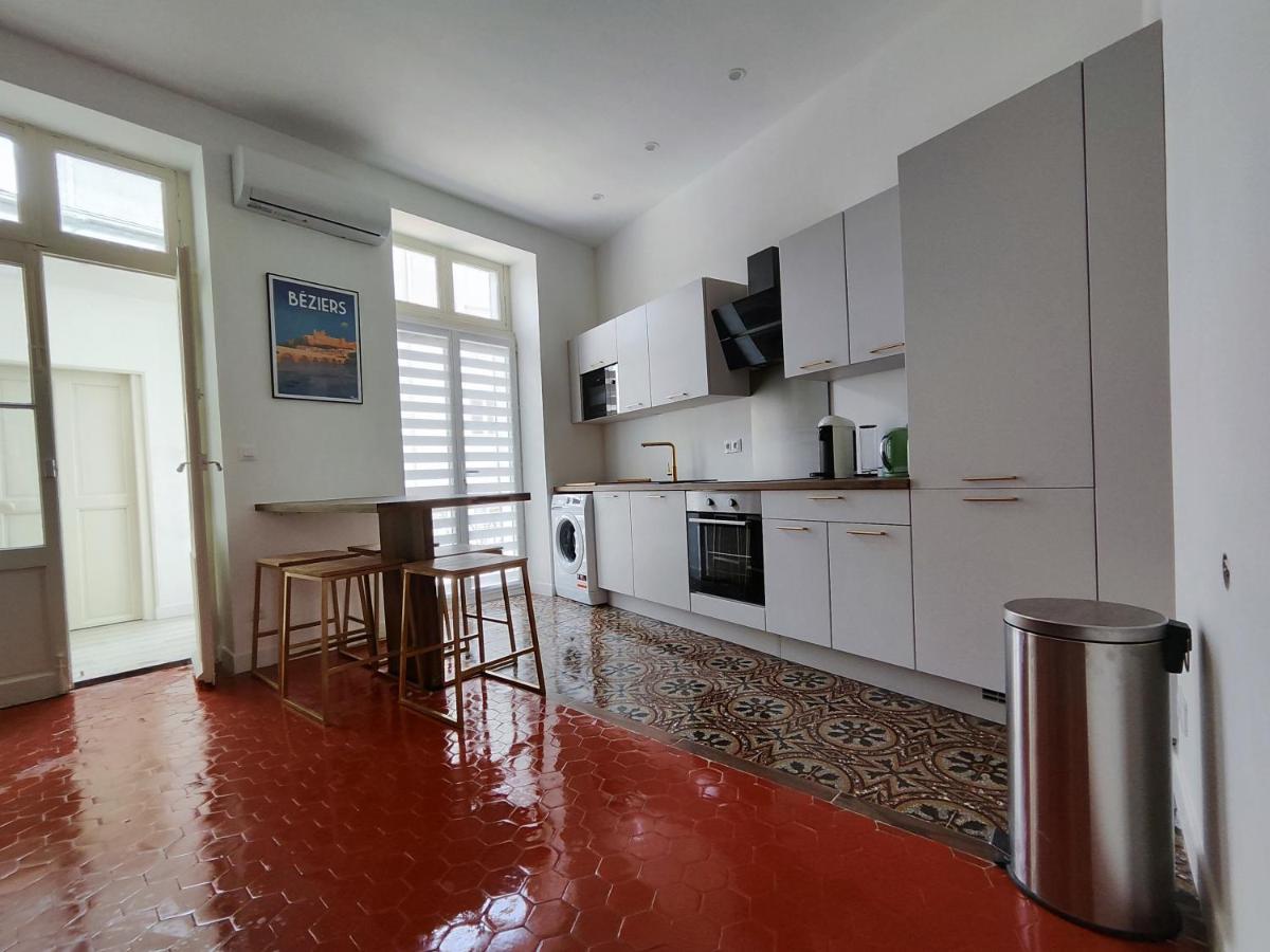 Bright And Modern 3-Bedroom Apartment, 90M2 With Air Condition, In Безье Экстерьер фото