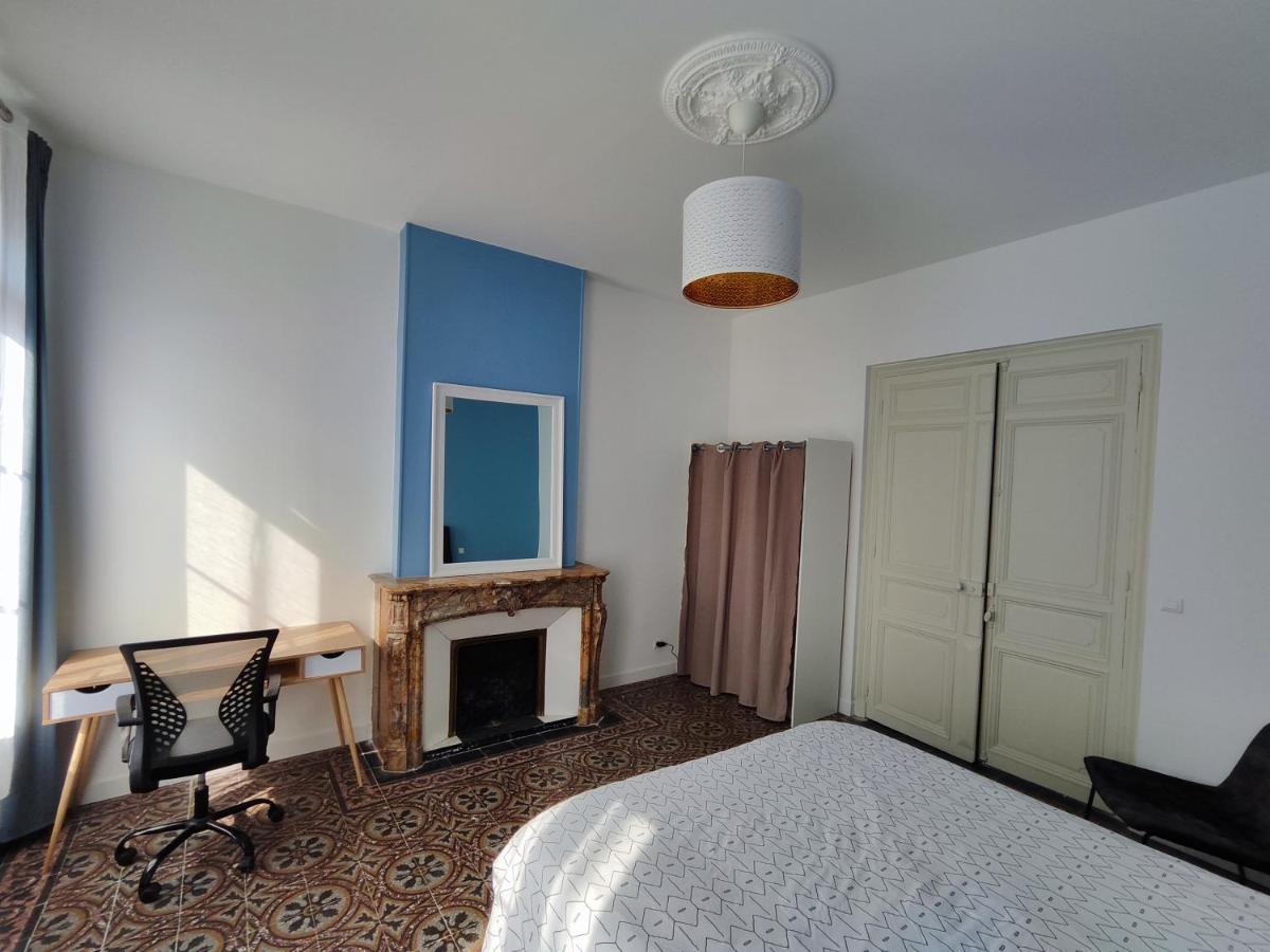 Bright And Modern 3-Bedroom Apartment, 90M2 With Air Condition, In Безье Экстерьер фото