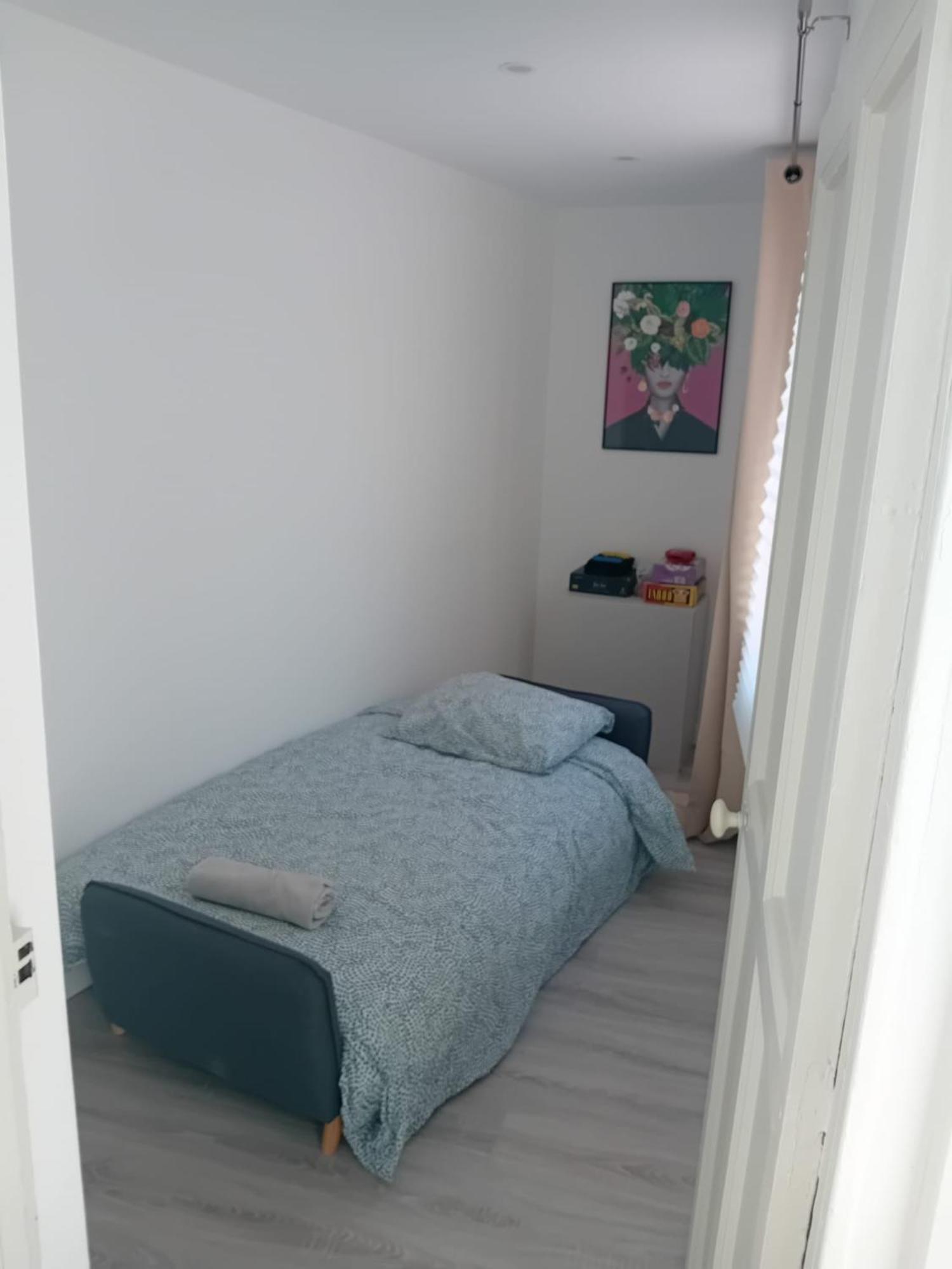 Bright And Modern 3-Bedroom Apartment, 90M2 With Air Condition, In Безье Экстерьер фото